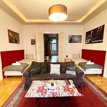 Apartment Synagogue Great