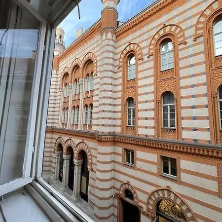 Apartment Synagogue Great